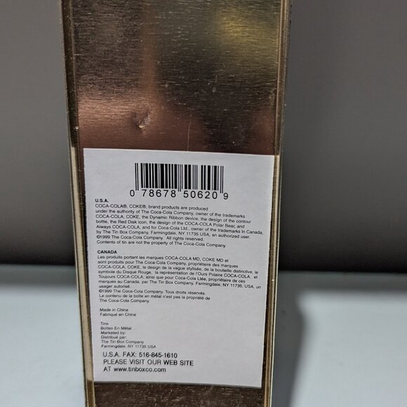 Bundle: M&M’s Christmas Tin + Coca-Cola Drive-In Tin - Picture 5 of 15